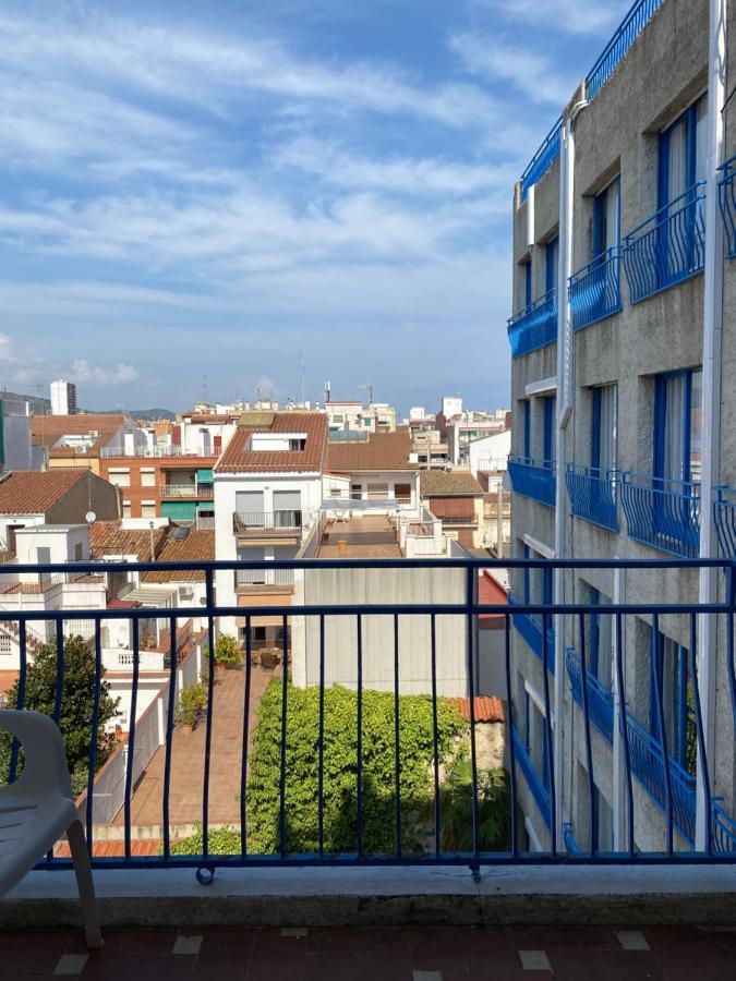 Hotel Vila Calella Exterior photo